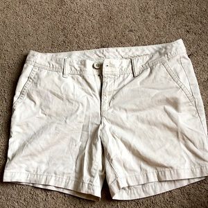 Eddie Bauer Legend Wash Shorts Size 10